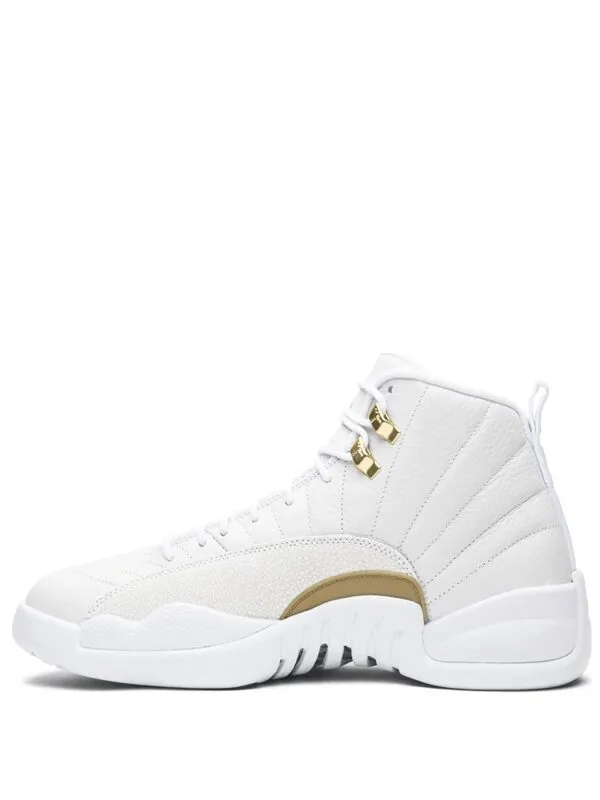 Aj 12 outlet ovo